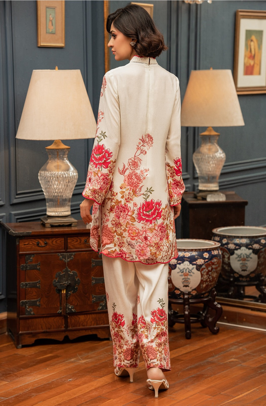 RUQ-569 PREMIUM EMBROIDED 2PC